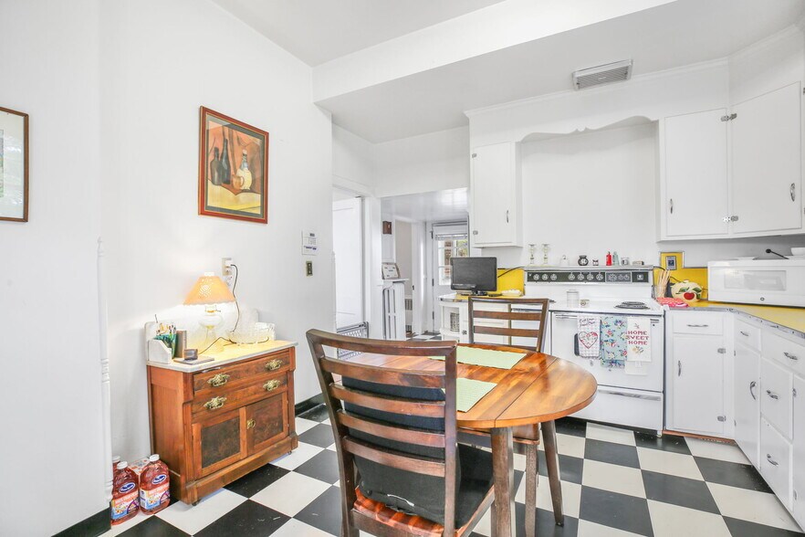 More Photos Of 590 N Madison Rd, Orange Land For Sale