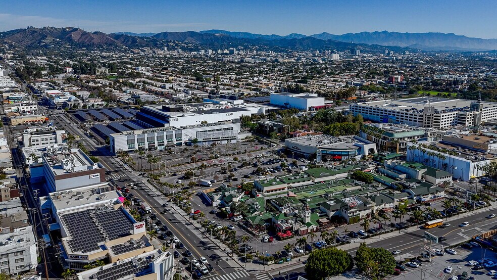 More Photos Of 109-111 N Fairfax Ave, Los Angeles Storefront For Sale