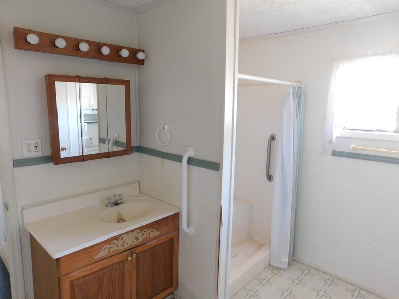 More Photos Of 7041 Kiln Delisle Rd, Pass Christian Daycare Center For Sale