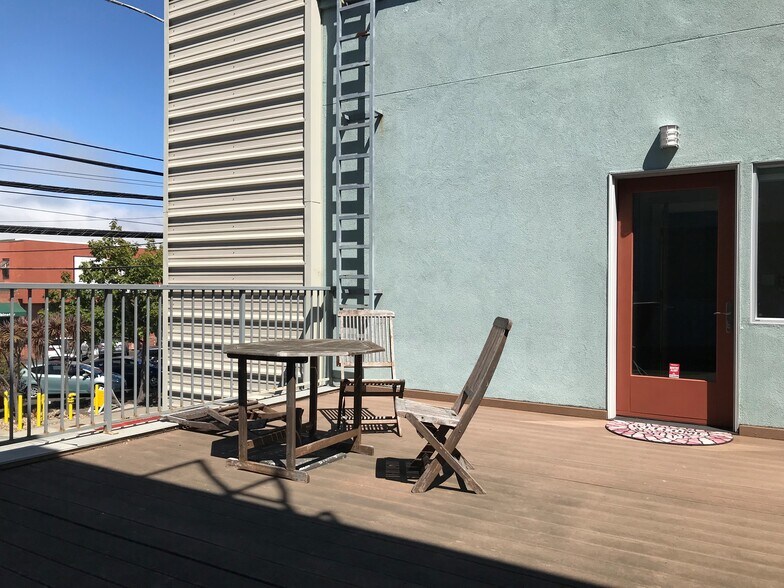 More Photos Of 2833 7th St, Berkeley Office For Lease
