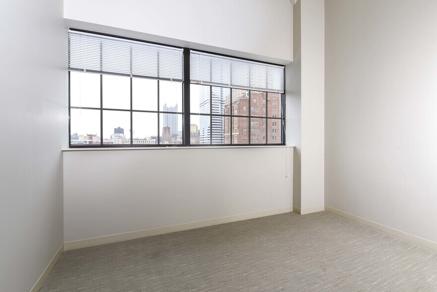 More Photos Of 615 First Ave, Pittsburgh Apartments For Lease