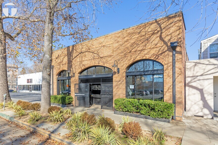 Primary Photo Of 1717 I St, Sacramento Office For Sale