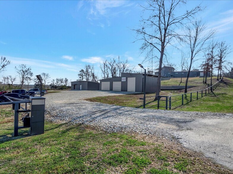 More Photos Of 9778 N US Highway 59, Nacogdoches Research And Development For Sale