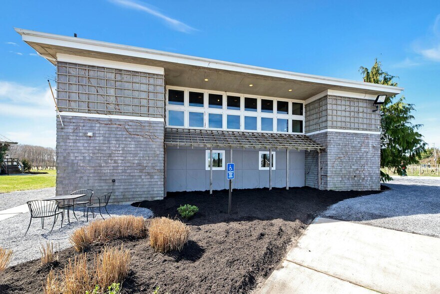 Primary Photo Of 18910 Middle Rd, Cutchogue Land For Sale