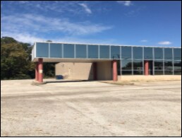 More Photos Of 3215 W Oak St, Palestine Medical For Lease