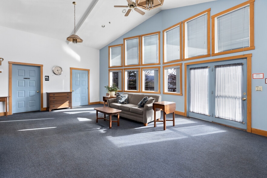 More Photos Of 218 Mill Rd, Woodstock Congregate Senior Housing For Sale
