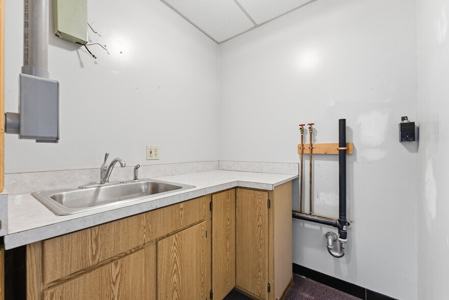 More Photos Of 45-65 Southwick Rd, Westfield General Retail For Lease