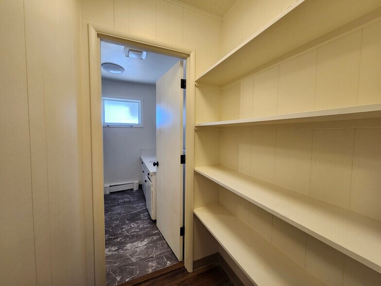 More Photos Of 3925 E 9th Ave, Anchorage Multifamily For Sale