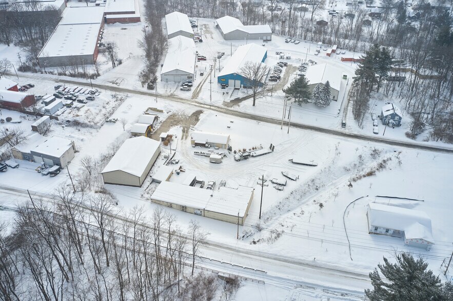 More Photos Of 295 Water St, Wadsworth Warehouse For Sale