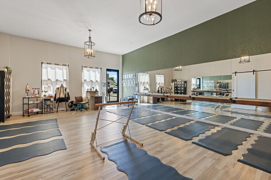 More Photos Of 429-435 3rd St, Berthoud Freestanding For Sale