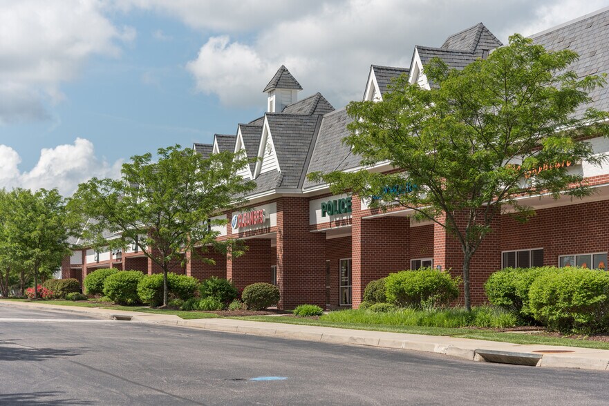 More Photos Of 7000-7044 Woodlake Commons Loop, Midlothian Unknown For Lease