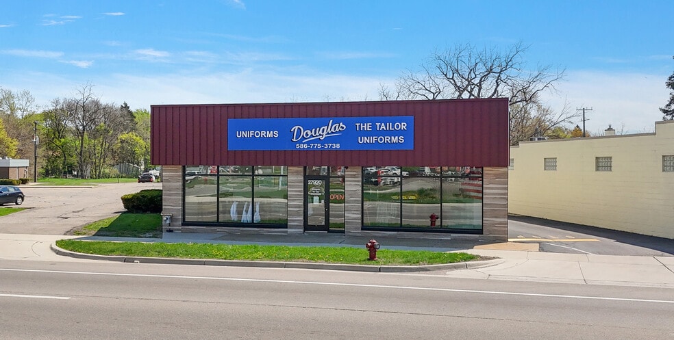 Primary Photo Of 27920 Gratiot Ave, Roseville Freestanding For Sale
