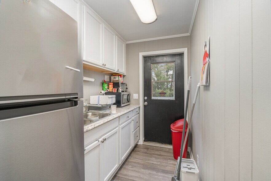 More Photos Of 1752 Country Club Rd, Gastonia Office Residential For Sale