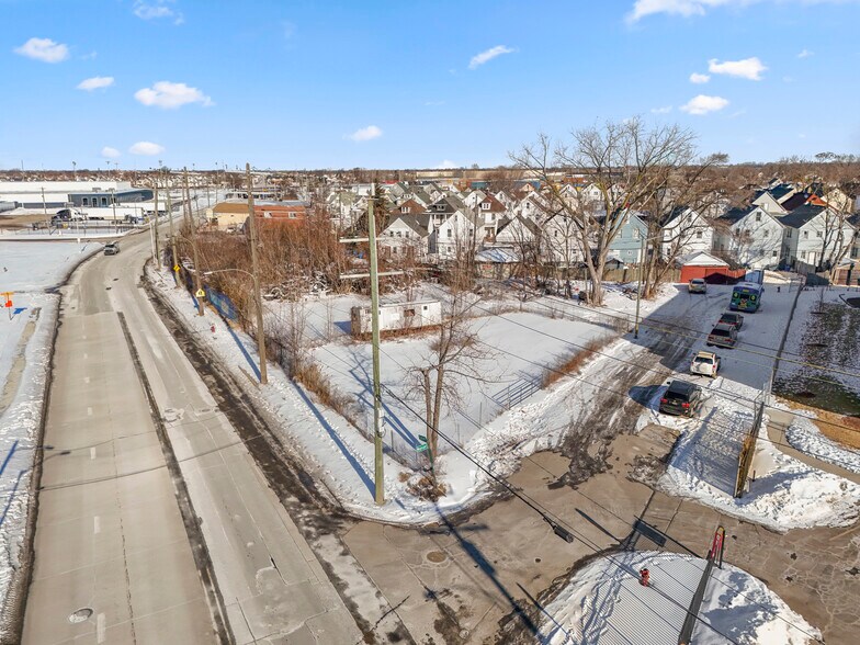 More Photos Of 8312 Conant, Hamtramck Land For Sale