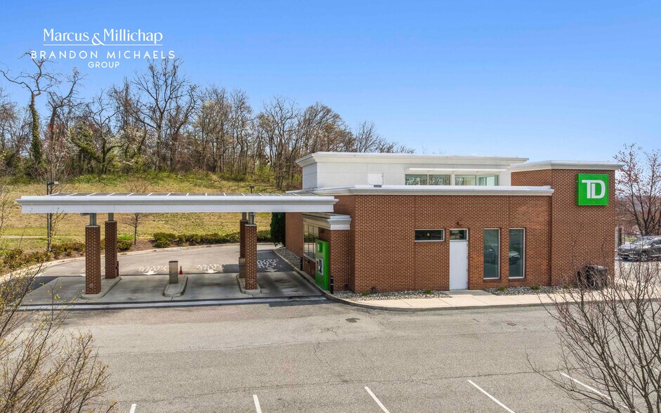 More Photos Of 4319 Collington Rd, Bowie Bank For Sale