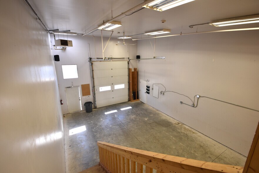 More Photos Of 9903 209 St NW, Edmonton Warehouse For Sale