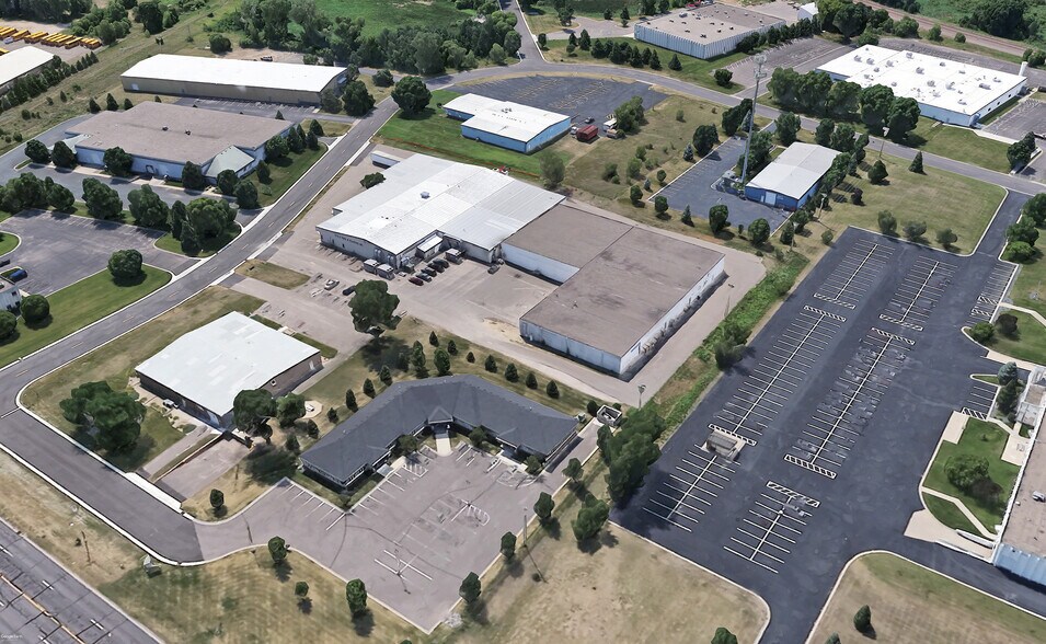 More Photos Of 19178 Industrial Blvd NW, Elk River Manufacturing For Sale