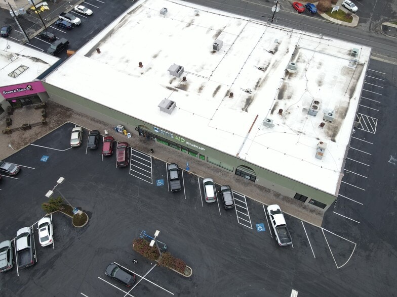 More Photos Of 910 W Summitview Ave, Yakima Unknown For Lease