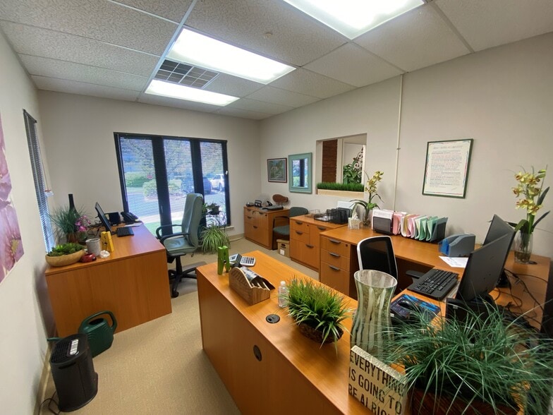 More Photos Of 1000 White Horse Rd, Voorhees Medical For Lease