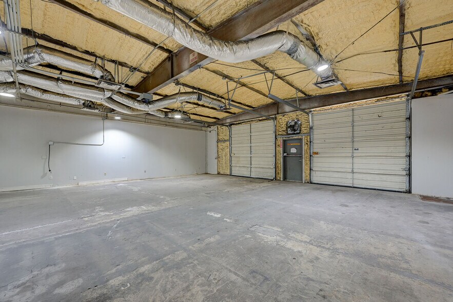 More Photos Of 2951 Westwood Dr, Las Vegas Distribution For Lease
