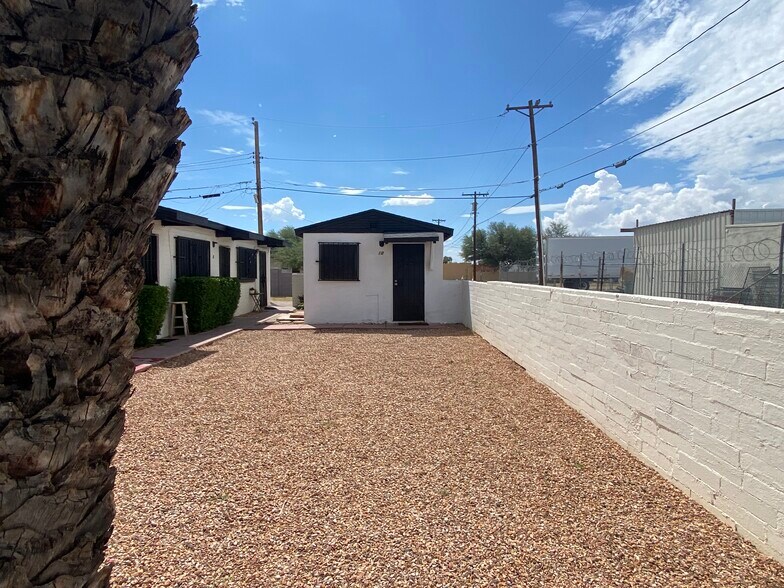More Photos Of 120 E 33rd St, Tucson Apartments For Sale