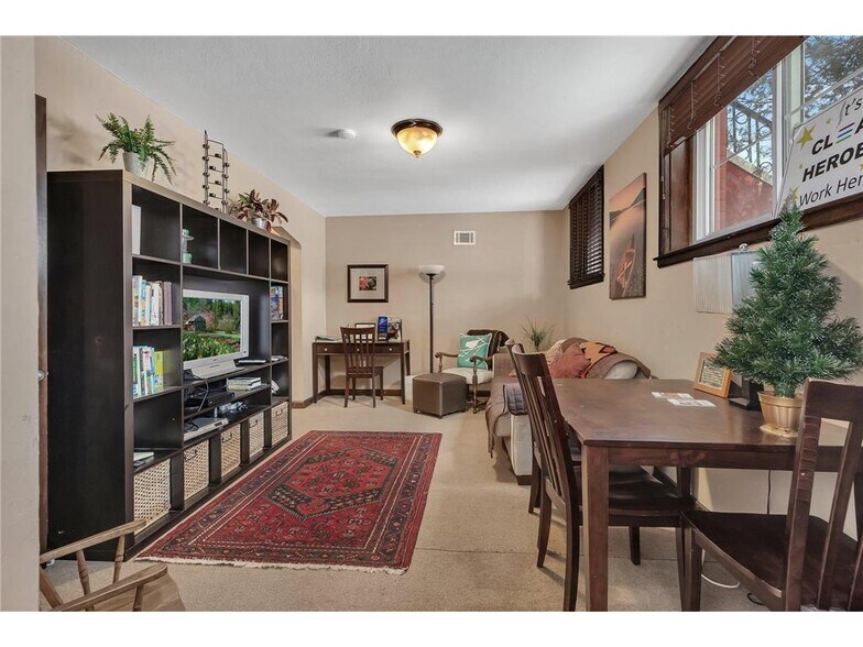 More Photos Of 437 33rd Ave N, Saint Cloud Office For Sale