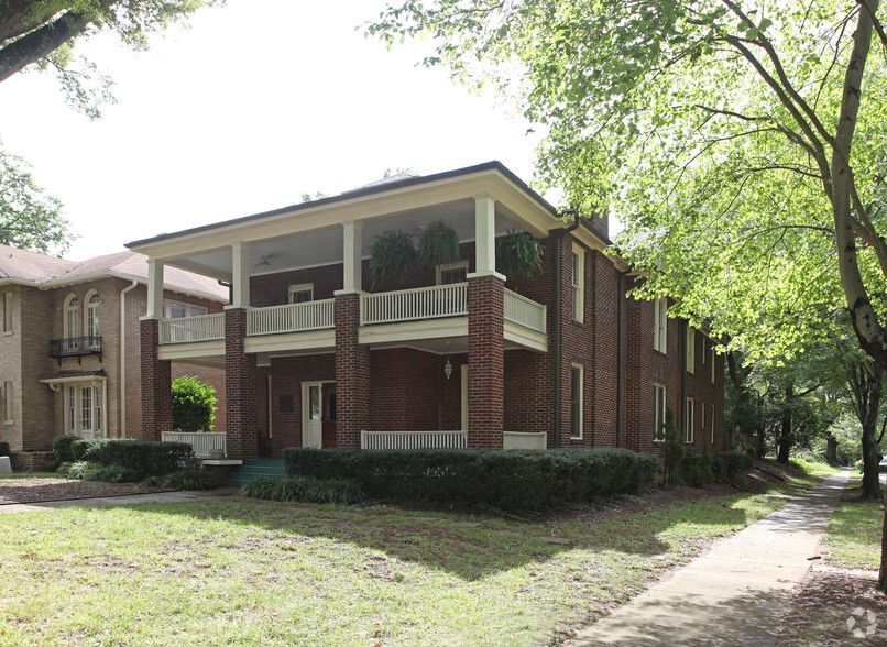 Primary Photo Of 700 East Blvd, Charlotte Office For Lease