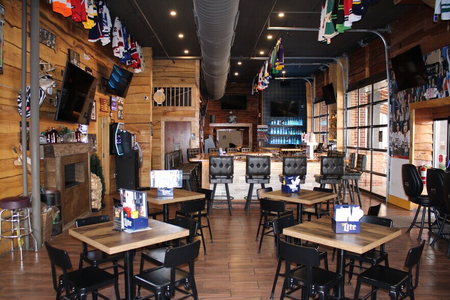 More Photos Of 88 S Main St, Fond Du Lac Storefront Retail Residential For Sale