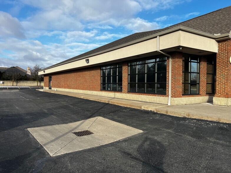 More Photos Of 34501-34517 Utica Rd, Fraser Freestanding For Lease