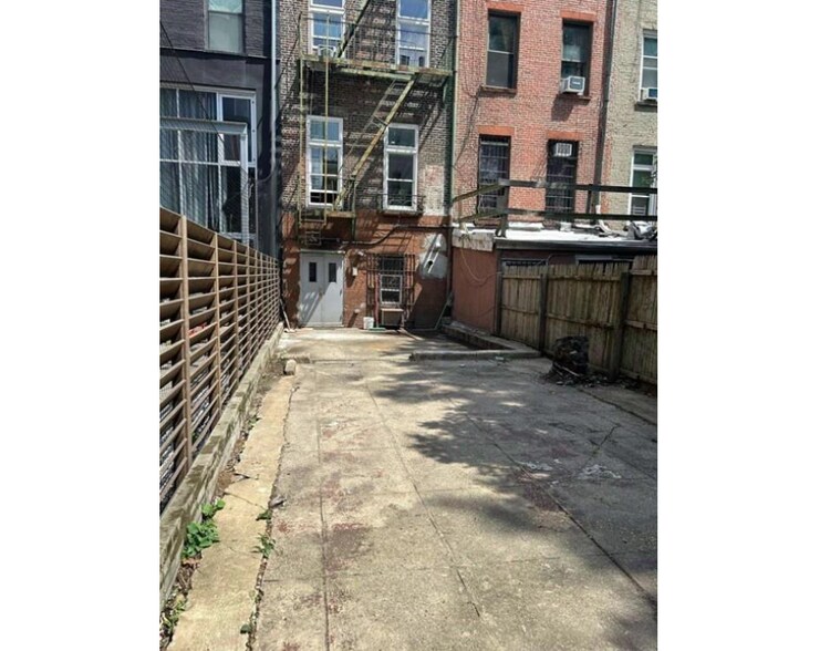 More Photos Of 344 E 116th St, New York Apartments For Lease