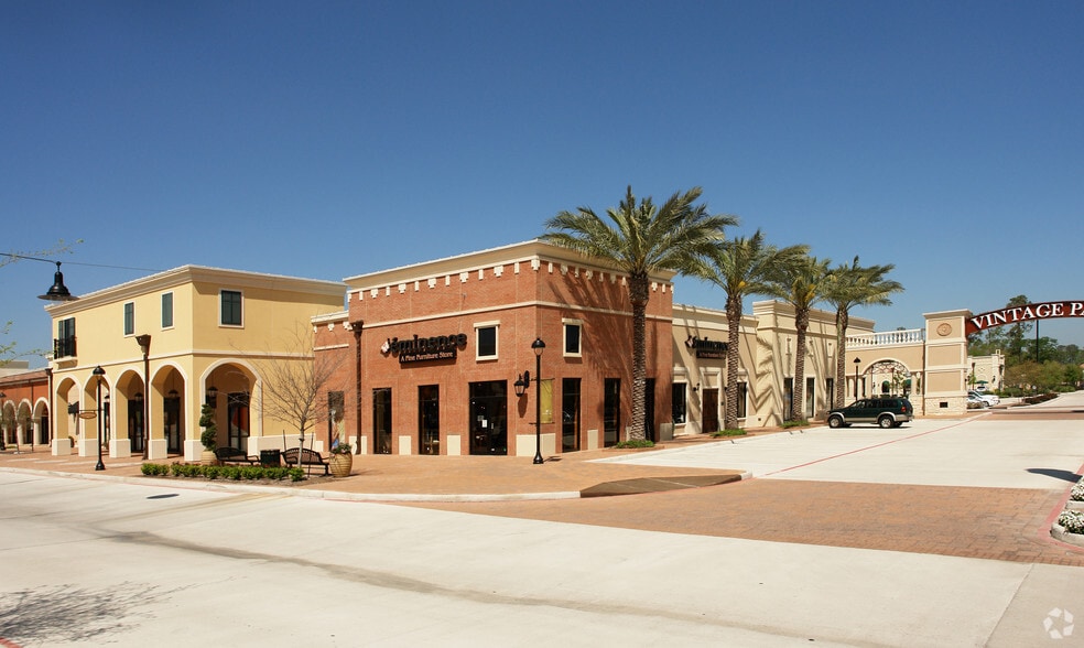 More Photos Of 10919-10927 Louetta Rd, Houston Unknown For Lease