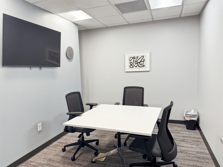 More Photos Of 2 Constitution Dr, Virginia Beach Coworking Space