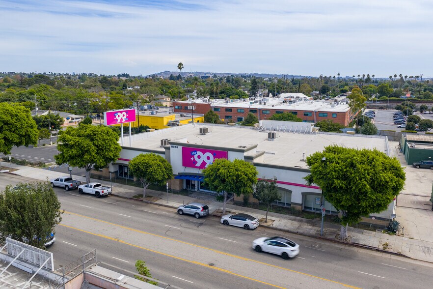Primary Photo Of 11040 W Pico Blvd, Los Angeles Freestanding For Lease