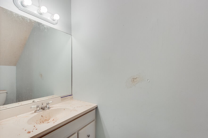 More Photos Of 4975 Little Mill Rd, Buford Warehouse For Sale