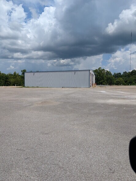 More Photos Of 116 Carr Ln, Richmond Land For Lease