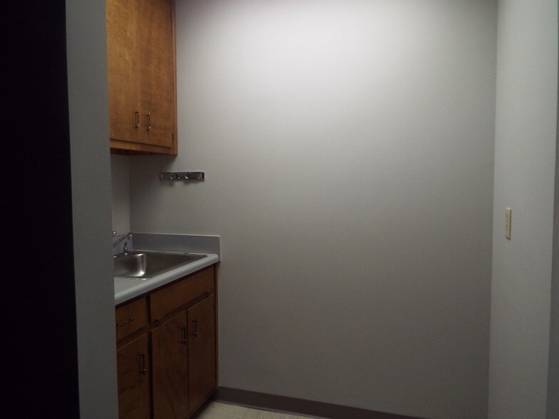 More Photos Of 1298 Rockbridge Rd, Stone Mountain Office For Sale