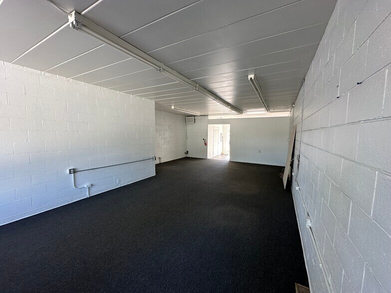 More Photos Of 220-230 Hicks Pl, Palatine Storefront Retail Residential For Sale