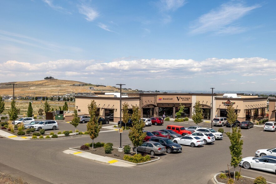 More Photos Of 5453 Ridgeline Dr, Kennewick General Retail For Lease