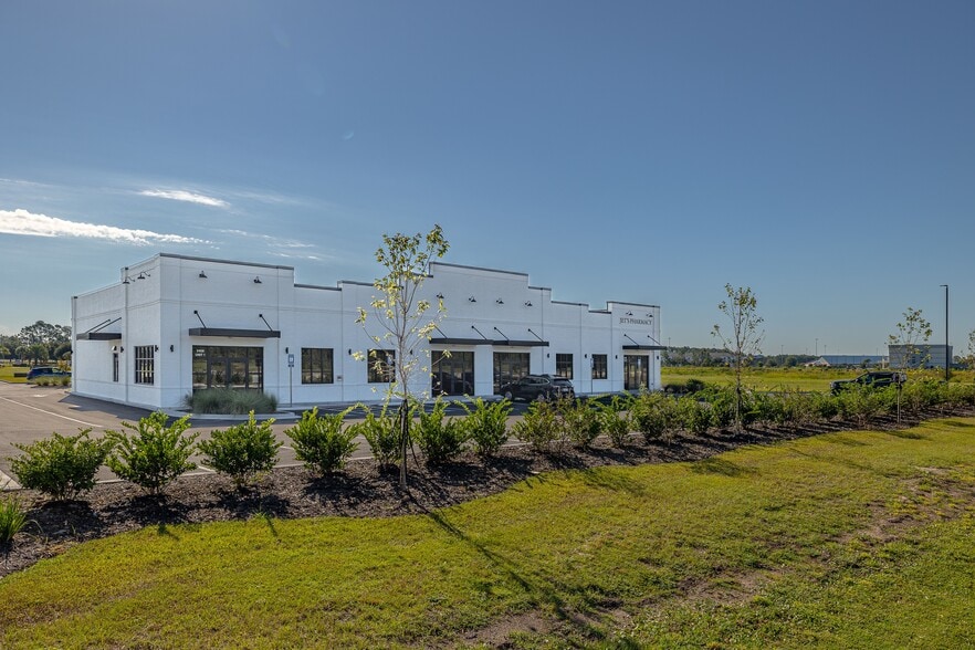 More Photos Of 5408 Golden Isles Pky, Brunswick Freestanding For Lease