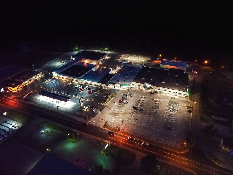 More Photos Of 1001-1029 Cumberland Falls Hwy, Corbin Unknown For Lease