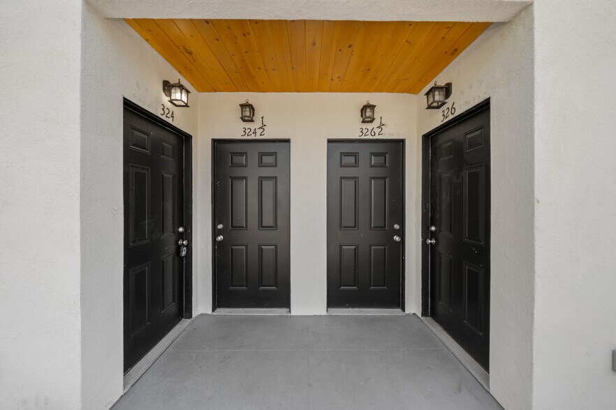 More Photos Of 324 W 51st St, Los Angeles Apartments For Sale