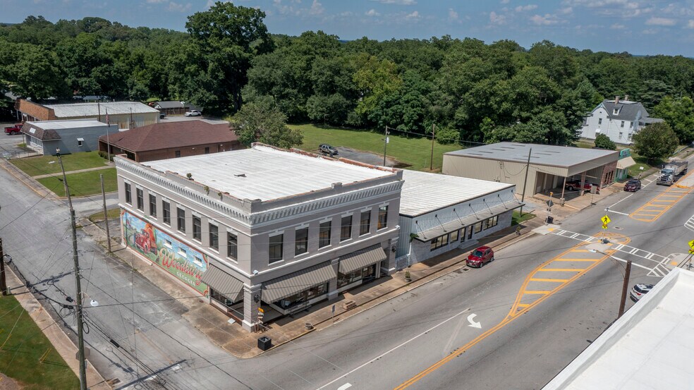More Photos Of 48 Jones Mill Rd, Woodbury Office For Sale