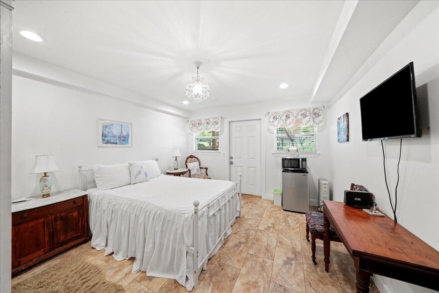 More Photos Of 441 Mull Rd, Hiawassee Hospitality For Sale