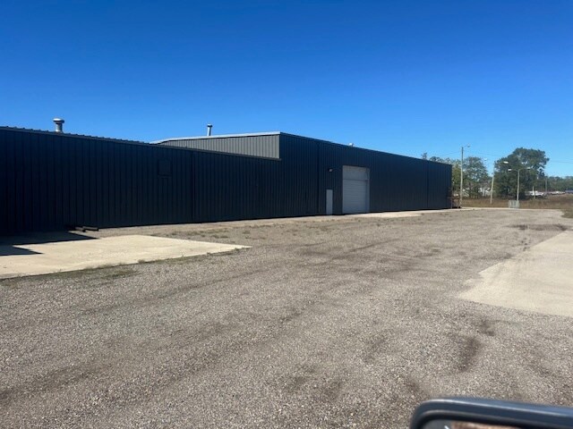 More Photos Of 710 Sol Morris Ave, White Pigeon Manufacturing For Lease