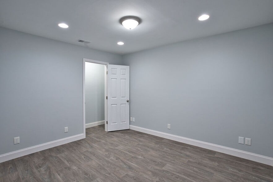 More Photos Of 226 E Main St, Union Storefront Retail Residential For Sale