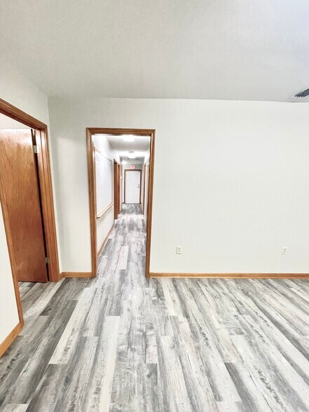 More Photos Of 160 N Hollywood Rd, Houma Loft Creative Space For Sale
