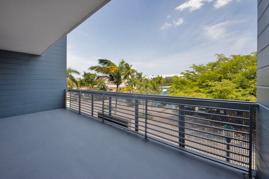 More Photos Of 190 SE 5th Ave, Delray Beach Apartments For Lease