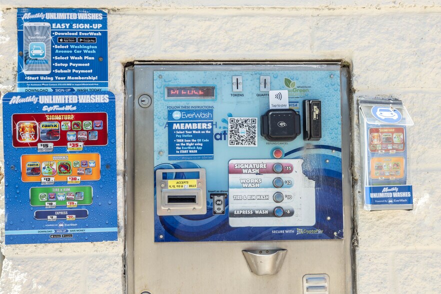 More Photos Of 1600 Washington Ave, Frankfort Specialty For Sale