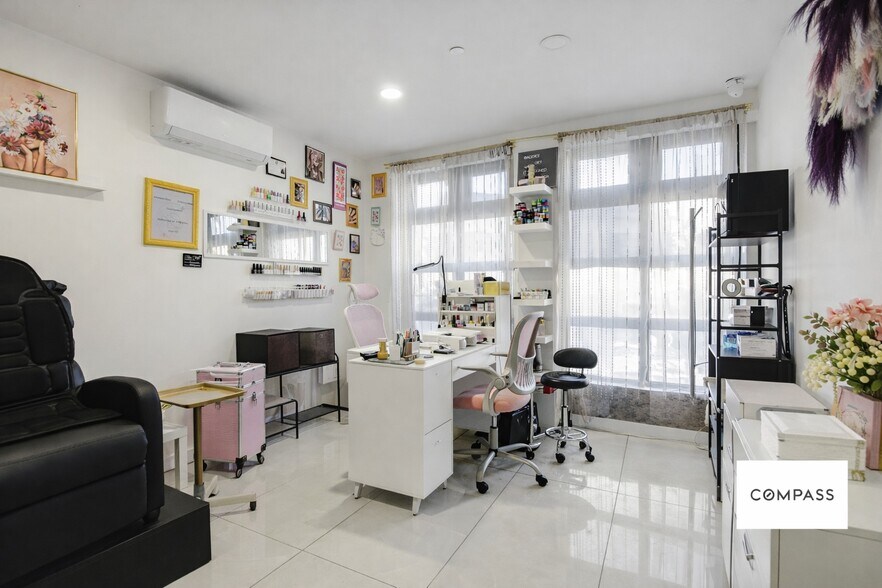 More Photos Of 42 Jackson St, Brooklyn Apartments For Sale