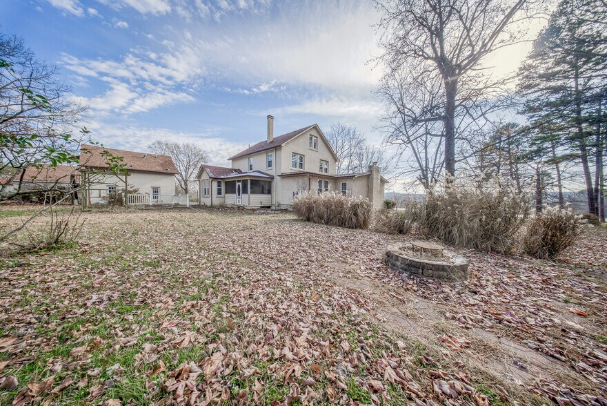 More Photos Of 1601 E State Route 72, Rolla Specialty For Sale